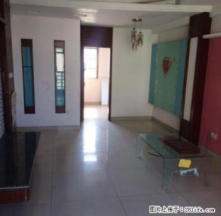 星光广场、88平小三房出租、有钥匙方便看 - 东莞28生活网 dg.28life.com