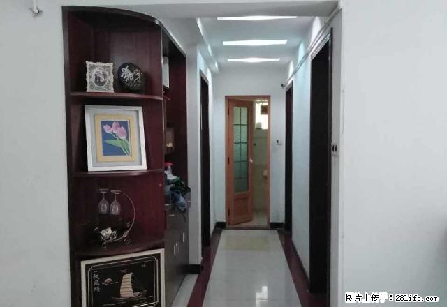 万江湿地公园龙新雅居电梯大三房，一口价1700元。 - 房屋出租 - 房屋租售 - 东莞分类信息 - 东莞28生活网 dg.28life.com